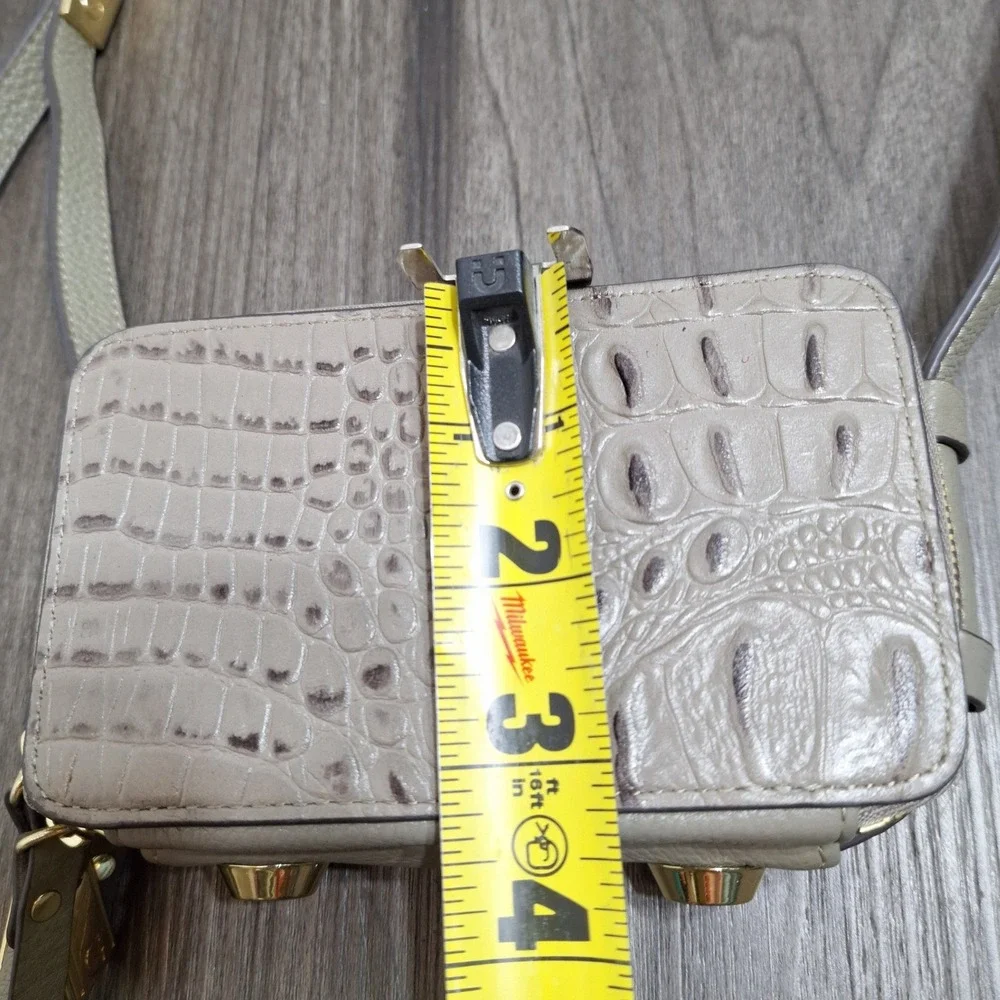 G.I.L.I. Taupe Leather Croc Embossed Crossbody Bag with Built-in Wallet Mini